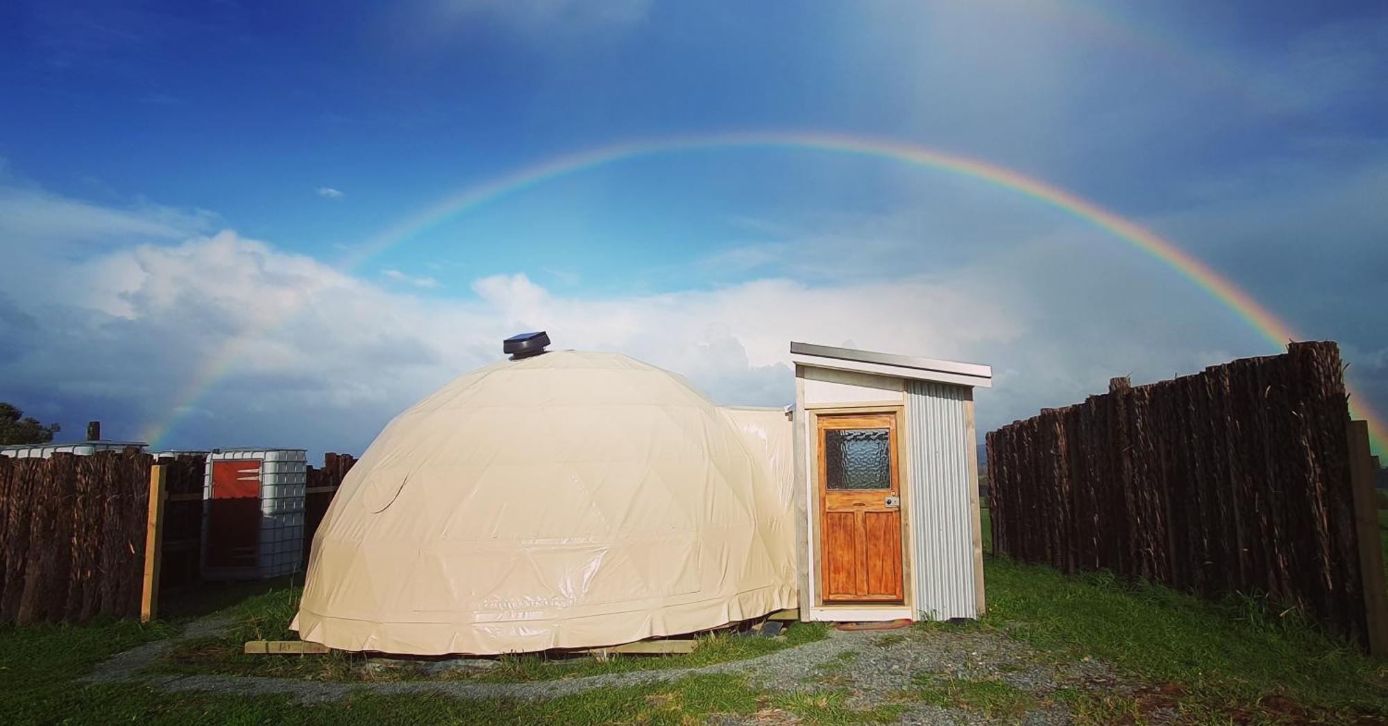 1 Waipu Off-Grid Eco Seaview Geodesic Glamping Dome Otel Dış mekan fotoğraf